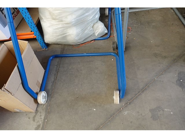 2x verrijdbare afvalzakhouder - afbeelding 3 van  4