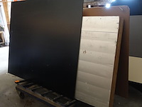 2x verrijdbare glasbok met inhoud - afbeelding 2 van  4