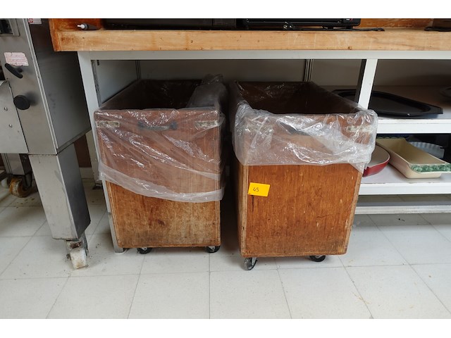2x verrijdbare houten bakken - afbeelding 3 van  4