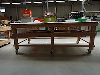2x verrijdbare houten werktafel - afbeelding 1 van  3