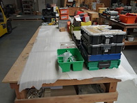 2x verrijdbare houten werktafel - afbeelding 3 van  3