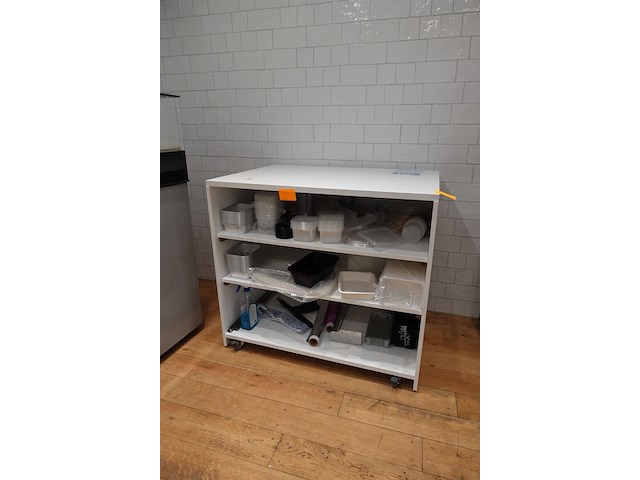 2x verrijdbare kast - afbeelding 1 van  5