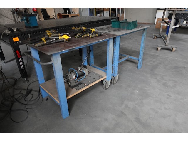2x verrijdbare metalen werktafel - afbeelding 2 van  3
