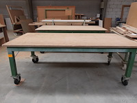2x verrijdbare metalen werktafel - afbeelding 1 van  5