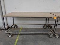 2x verrijdbare metalen werktafel - afbeelding 1 van  3