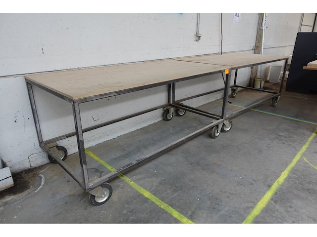 2x verrijdbare metalen werktafel - afbeelding 2 van  3