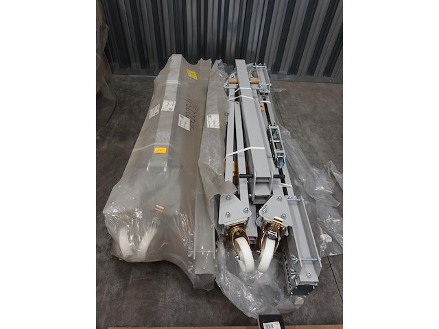 2x verrijdbare portaalkraan - afbeelding 2 van  3