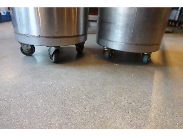 2x verrijdbare rvs emmer - afbeelding 3 van  3