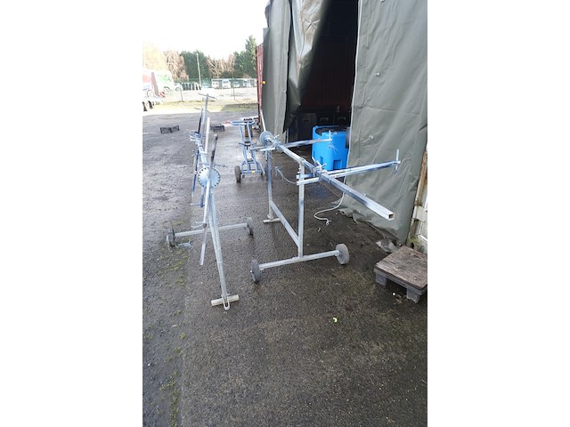 2x verrijdbare spuitboys - afbeelding 3 van  3