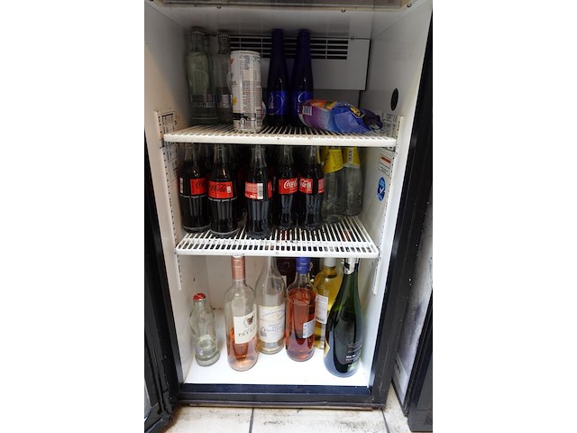 2x vitrine koelkast norcool met inhoud - afbeelding 5 van  7