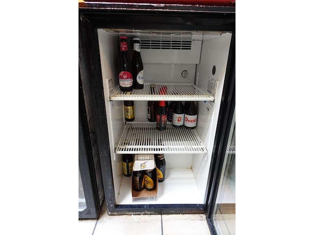 2x vitrine koelkast norcool met inhoud - afbeelding 6 van  7