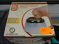 2x voederbak dog it design