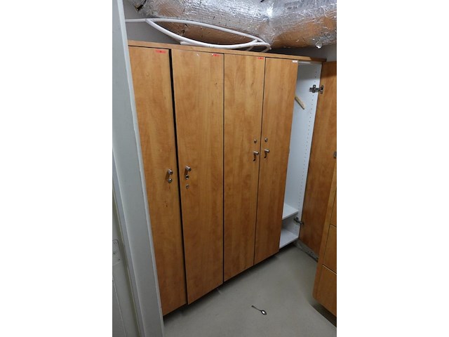 2x volledige inhoud ruimte - afbeelding 4 van  6