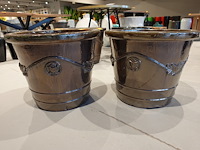 2x vorstvrije terracotta bloempot - afbeelding 1 van  4