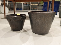 2x vorstvrije terracotta bloempot - afbeelding 1 van  5