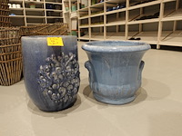 2x vorstvrije terracotta bloempot - afbeelding 1 van  5