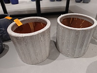 2x vorstvrije terracotta bloempot - afbeelding 1 van  4