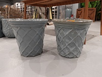2x vorstvrije terracotta bloempot - afbeelding 1 van  4
