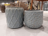 2x vorstvrije terracotta bloempot - afbeelding 1 van  5