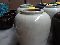 2x vorstvrije terracotta vaas - afbeelding 1 van  3