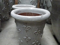 2x vorstvrije terracotta vaas - afbeelding 1 van  3