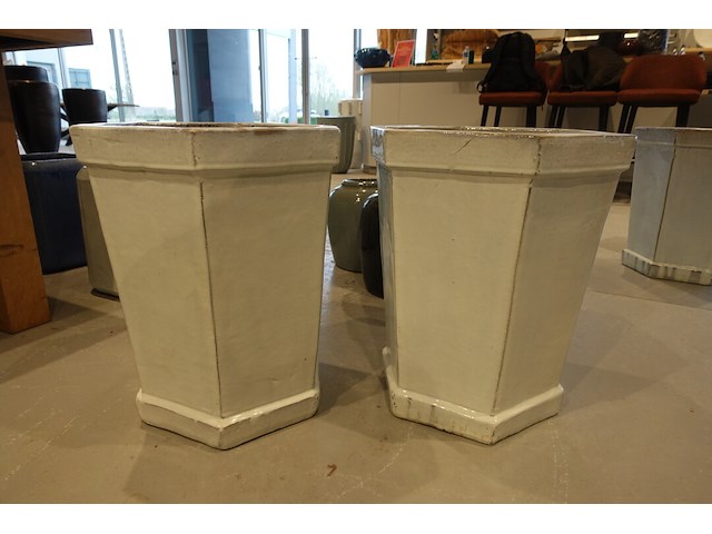 2x vorstvrije terracotta vaas - afbeelding 1 van  4