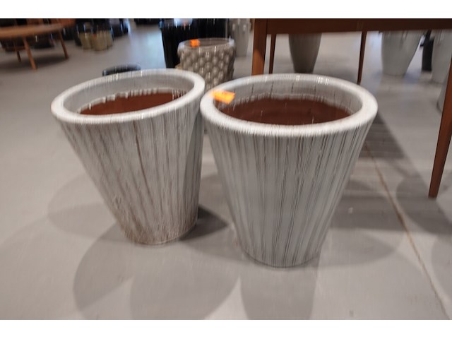 2x vorstvrije terracotta vaas - afbeelding 2 van  3