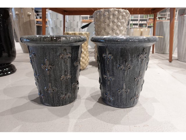2x vorstvrije terracotta vaas - afbeelding 1 van  4
