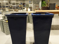 2x vorstvrije terracotta vaas - afbeelding 1 van  4