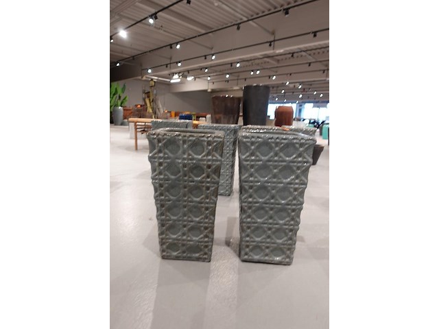2x vorstvrije terracotta vaas - afbeelding 1 van  4