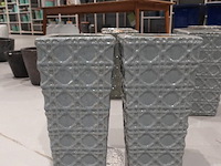 2x vorstvrije terracotta vaas - afbeelding 1 van  4