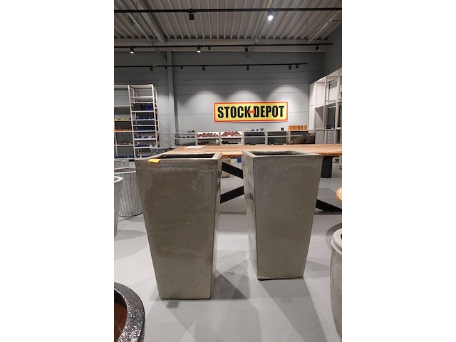 2x vorstvrije terracotta vaas - afbeelding 1 van  4