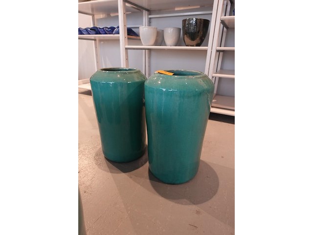 2x vorstvrije terracotta vaas - afbeelding 1 van  4