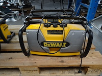2x werfradio dewalt - afbeelding 1 van  4