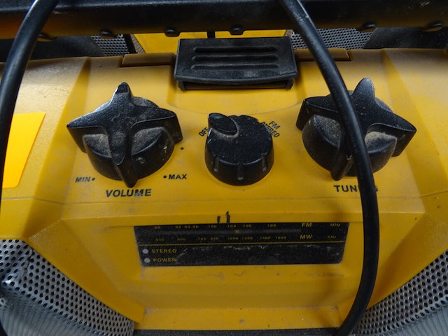 2x werfradio dewalt - afbeelding 3 van  4