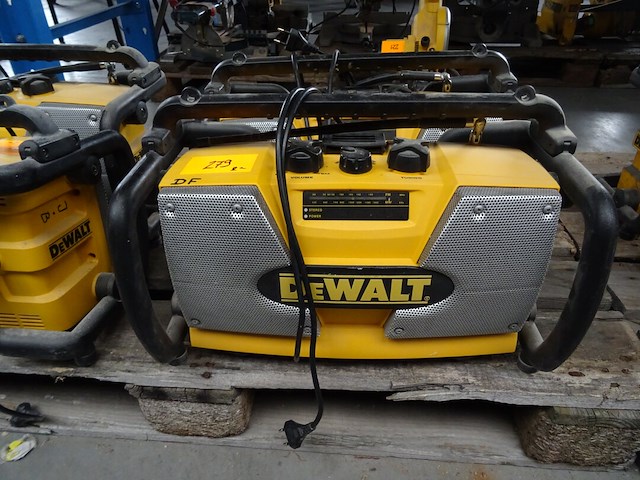 2x werfradio dewalt - afbeelding 2 van  4