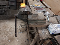 2x werkbank + inhoud - afbeelding 3 van  3