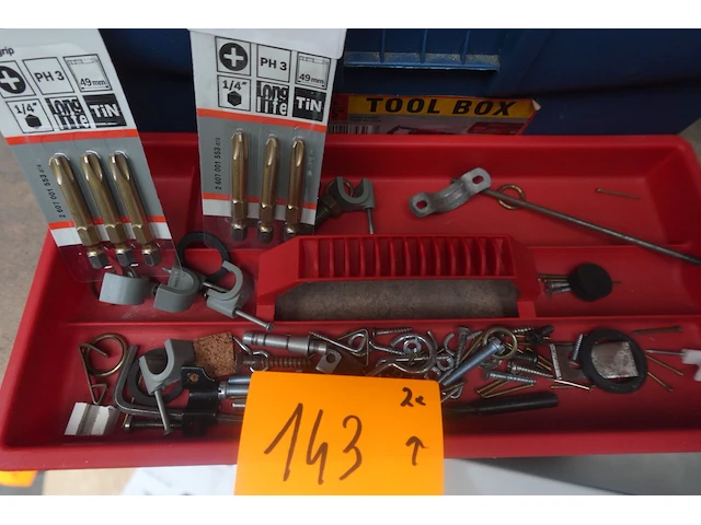 2x werkkoffer met inhoud - afbeelding 2 van  6