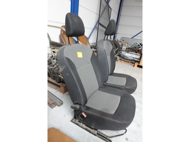 2x zetel dacia dokker - afbeelding 3 van  3