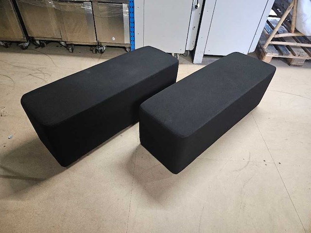 2x zitpoef lang zwart 120cmx40x47cm h - afbeelding 1 van  2