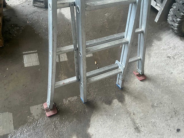 2x12 aluminium schuifladder - afbeelding 2 van  3