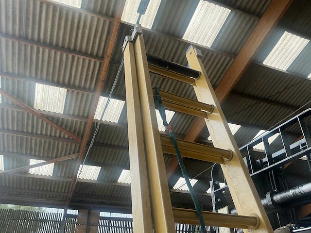 2x12 polyester schuifladder - afbeelding 3 van  3