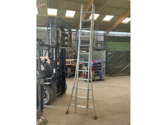 2x12 schuifladder - afbeelding 1 van  3