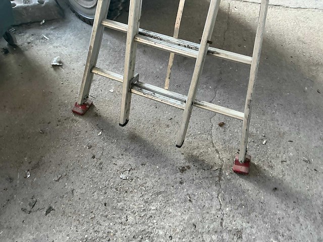 2x14 2 delige schuifladder - afbeelding 2 van  3