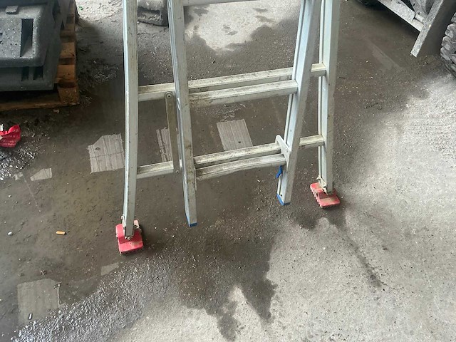 2x8 aluminium schuifladder - afbeelding 2 van  3