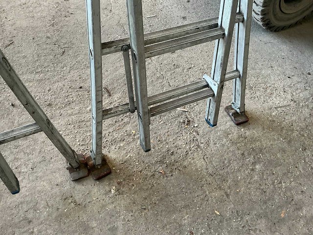 2x8 schuifladder (2x) - afbeelding 3 van  5