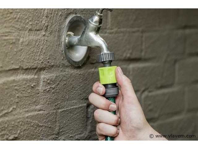 2xtuinslang met koppelingen en sproeier - afbeelding 2 van  4