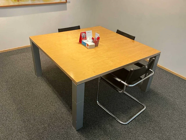 (2x)vergadertafel + (7x) stoel - afbeelding 8 van  8