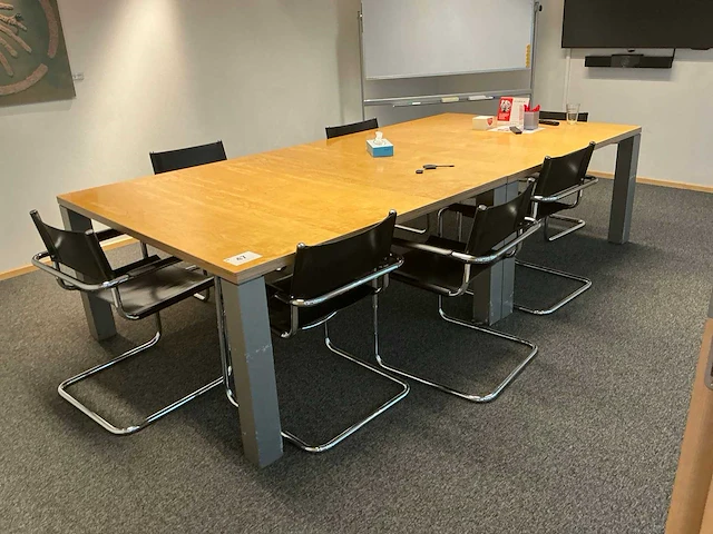 (2x)vergadertafel + (7x) stoel - afbeelding 1 van  6