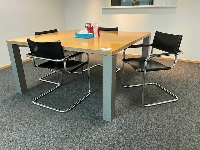 (2x)vergadertafel + (8x) stoel - afbeelding 1 van  9